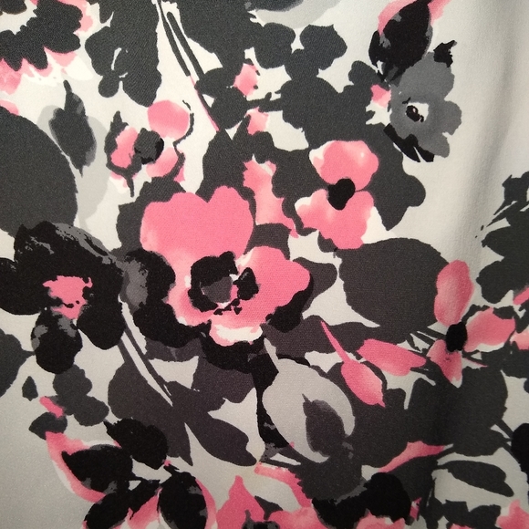 New York Co. Stretch Pencil Skirt floral print sz4 - Picture 7 of 7